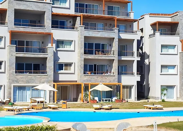 Soma Breeze Sea And Golf View Apartment Hurghada