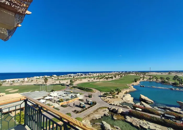 Soma Breeze Sea And Golf View Apartment